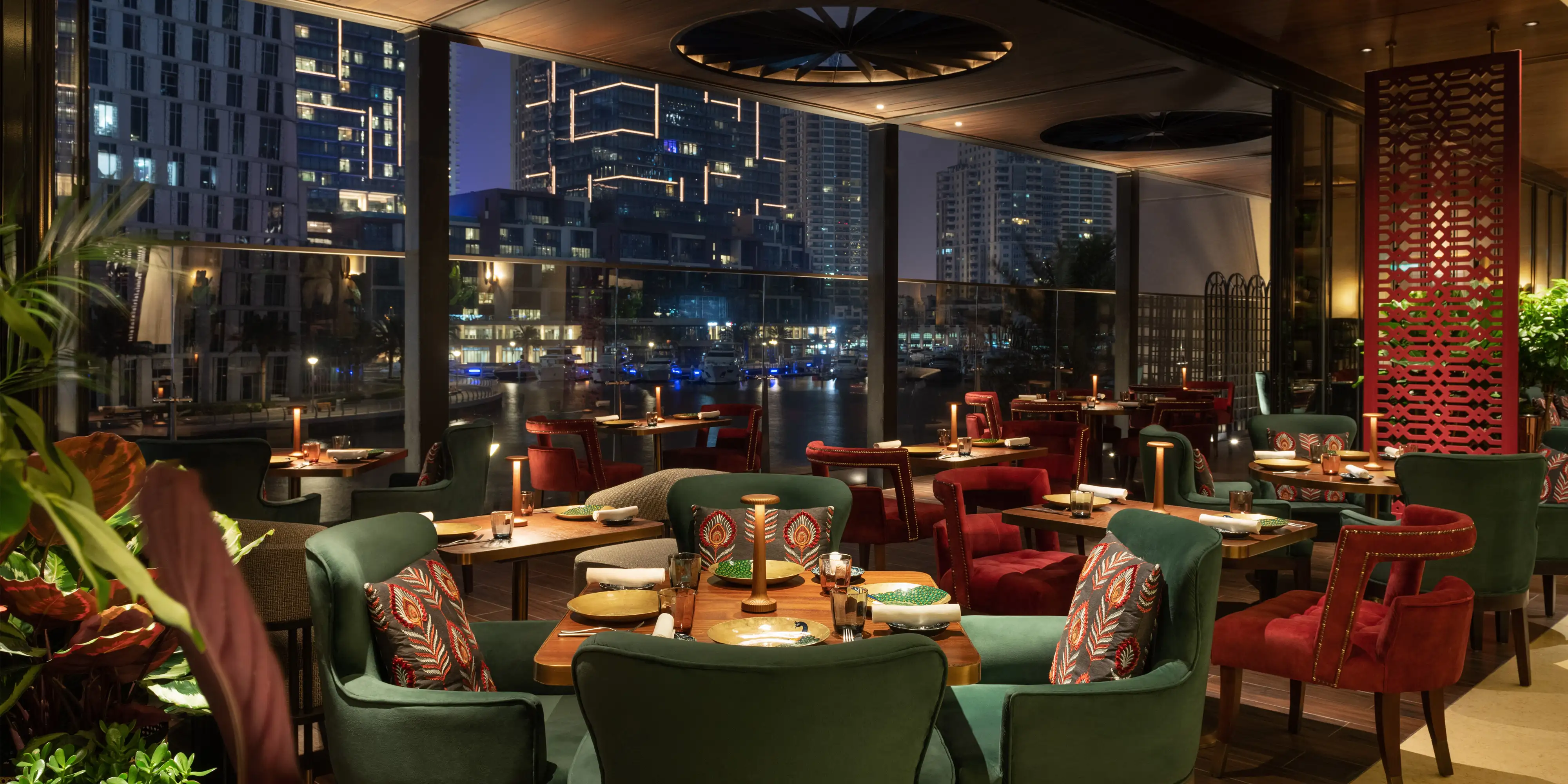 Лучшие рестораны Дубая для свиданий